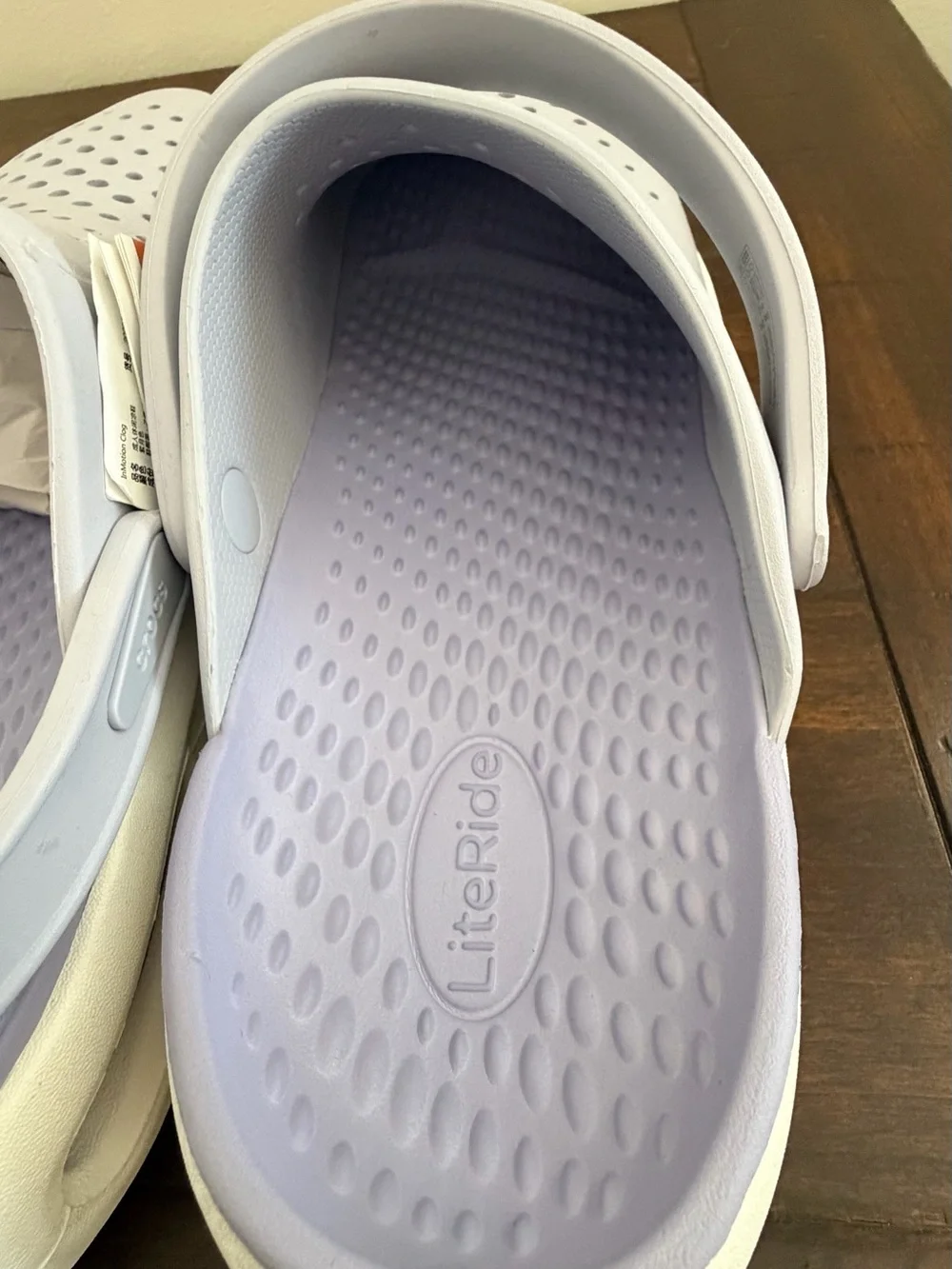 CROCS inmotion clogs